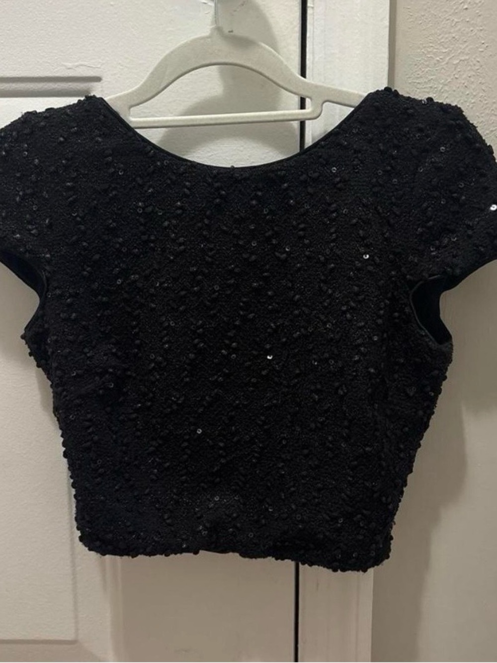 Dress the Population Black Sequined Short Sleeve Crop Top